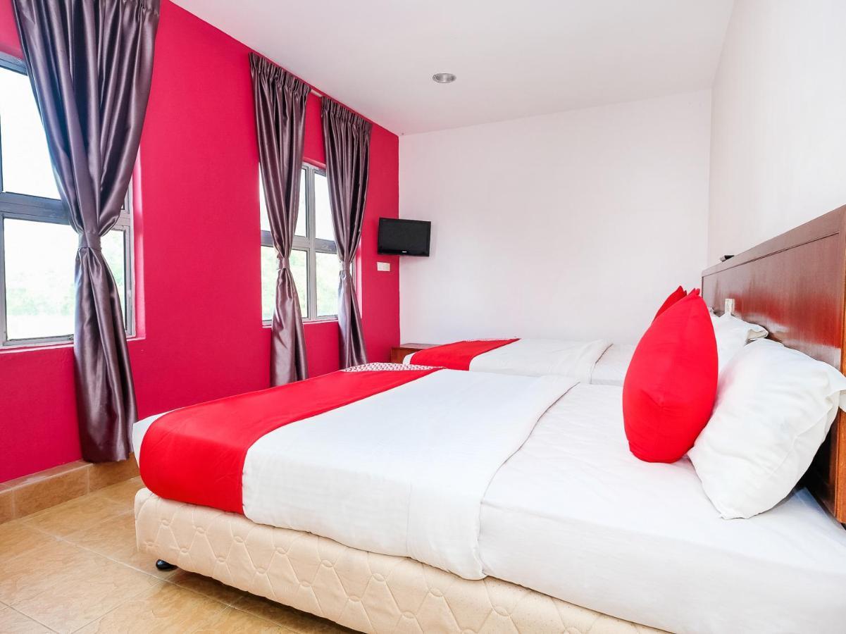 Oyo 984 Kings Hotel Куантан Экстерьер фото