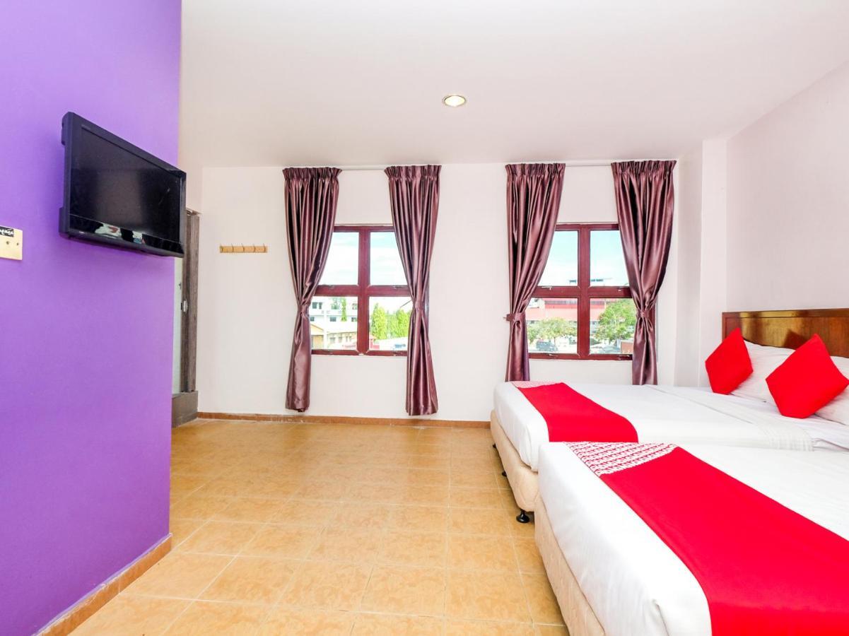 Oyo 984 Kings Hotel Куантан Экстерьер фото